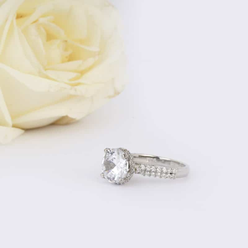 Sterling silver solitaire ring