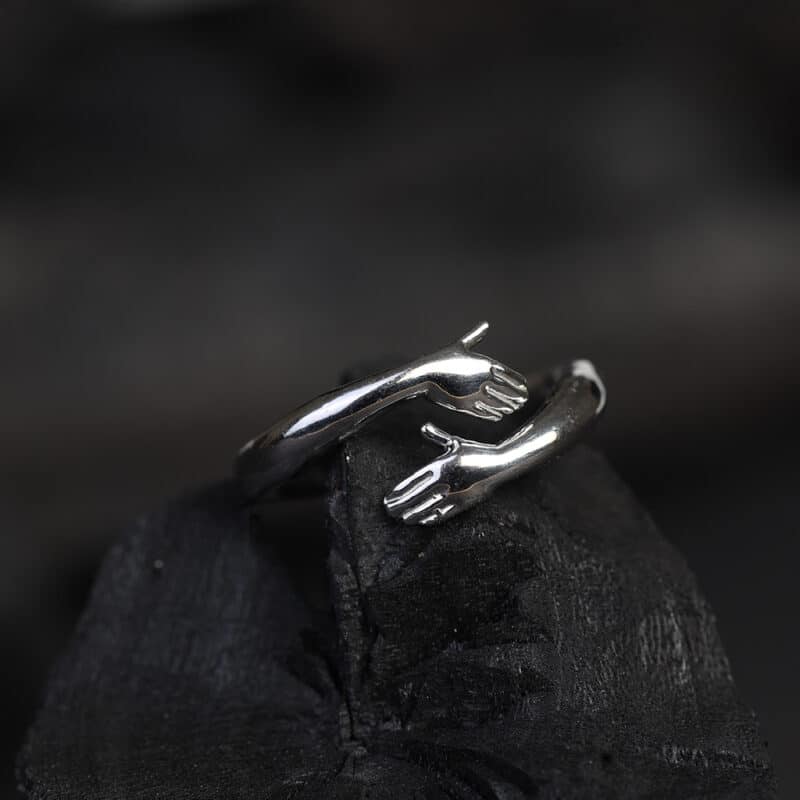 Hug ring sterling silver 925